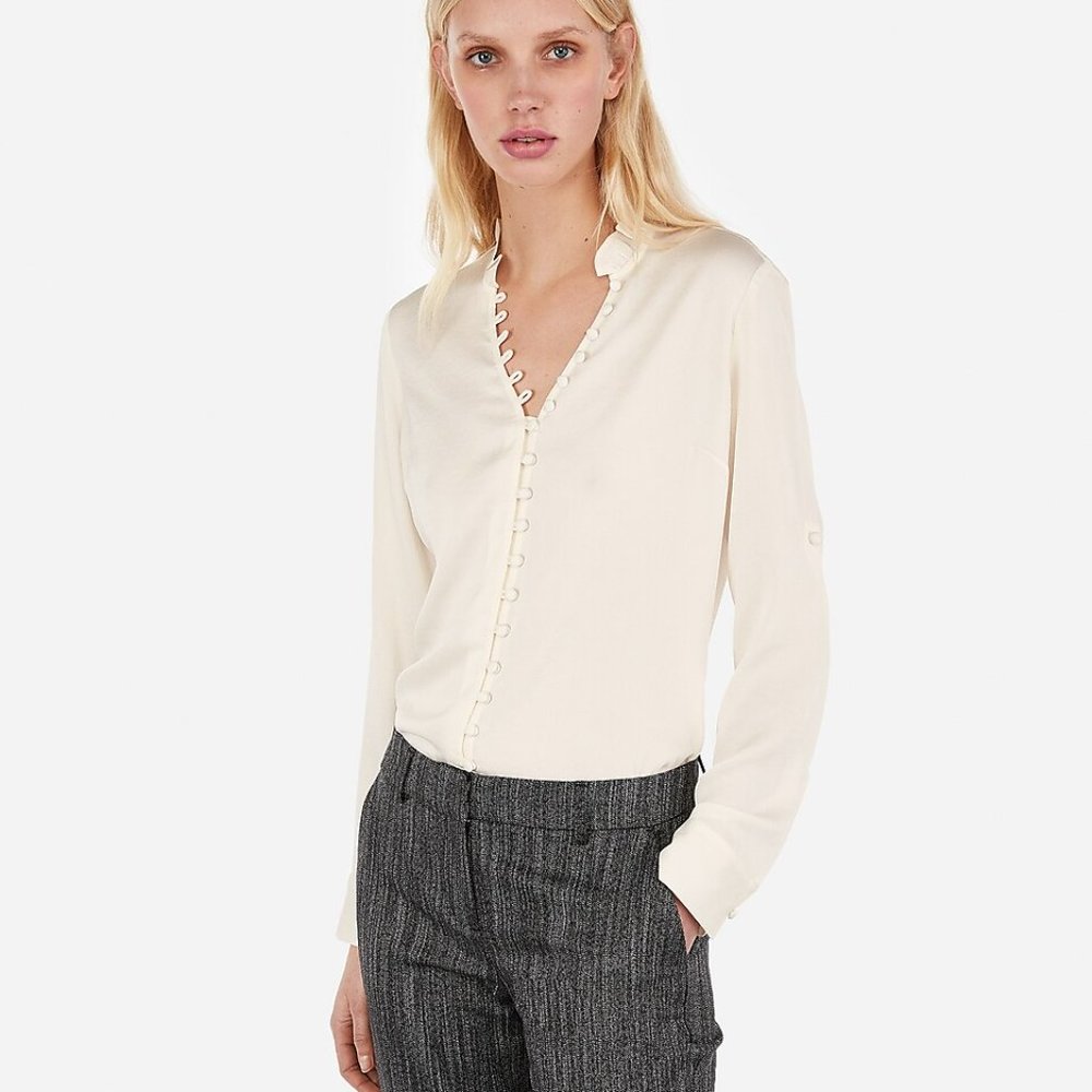 Express Slim Ruffle Covered Button Portofino Shirt